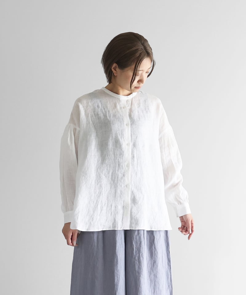 HUIS |シャトルリネンライトバルーンスリーブブラウス（白