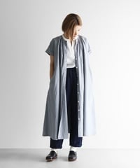 HUIS | コットンリネンフレンチスリーブワンピース（ブルーグレー）【レディス】U209