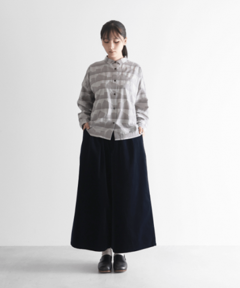 HUIS | シャトルベルベッティーン(別珍)スカートパンツ（ダーク