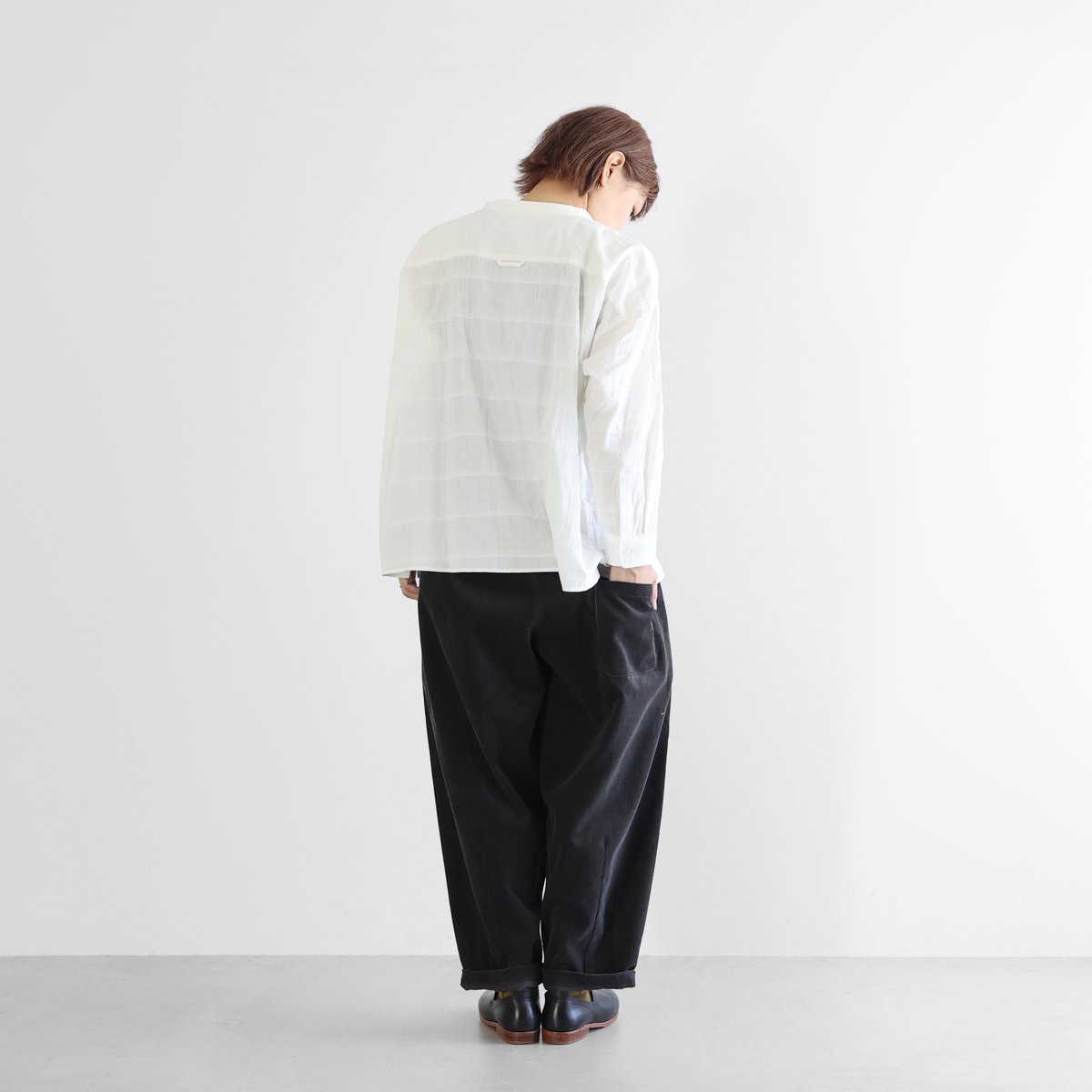 HUIS | シャトルコーデュロイバルーンパンツロング（細畝