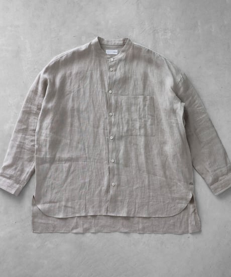 HUIS |シャトルリネンバンドカラーオーバーシャツ（きなり）【ユニセックス】015