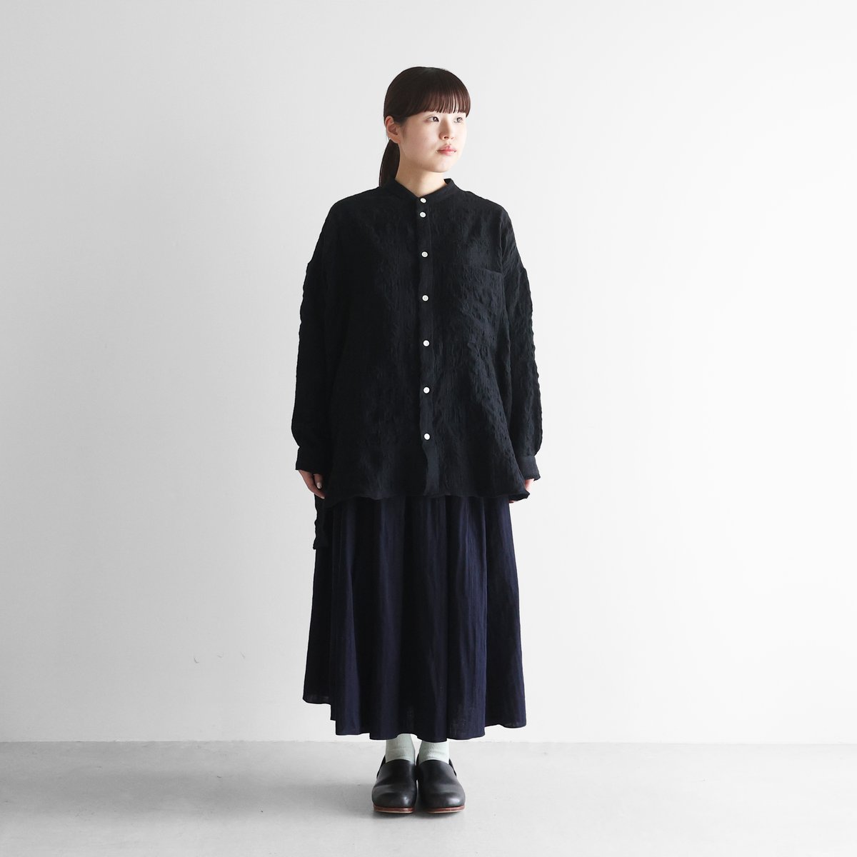 HUIS |“HUIS×尾州”縮絨綿ウールガーゼバンドカラーオーバーシャツ