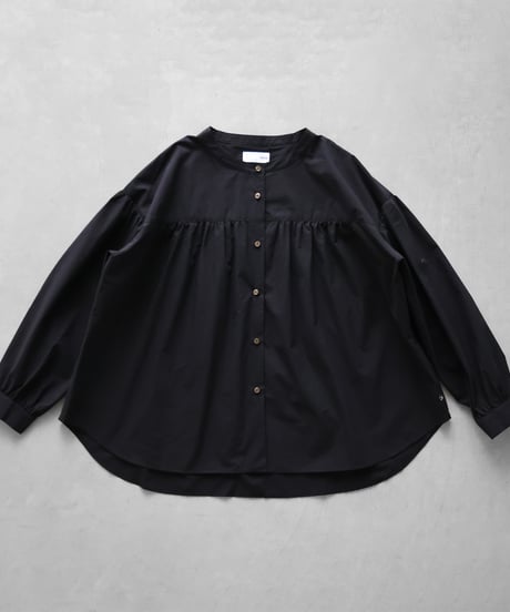 HUIS |オーガニックコットンギャザーブラウス（ブラック）【レディス】U116