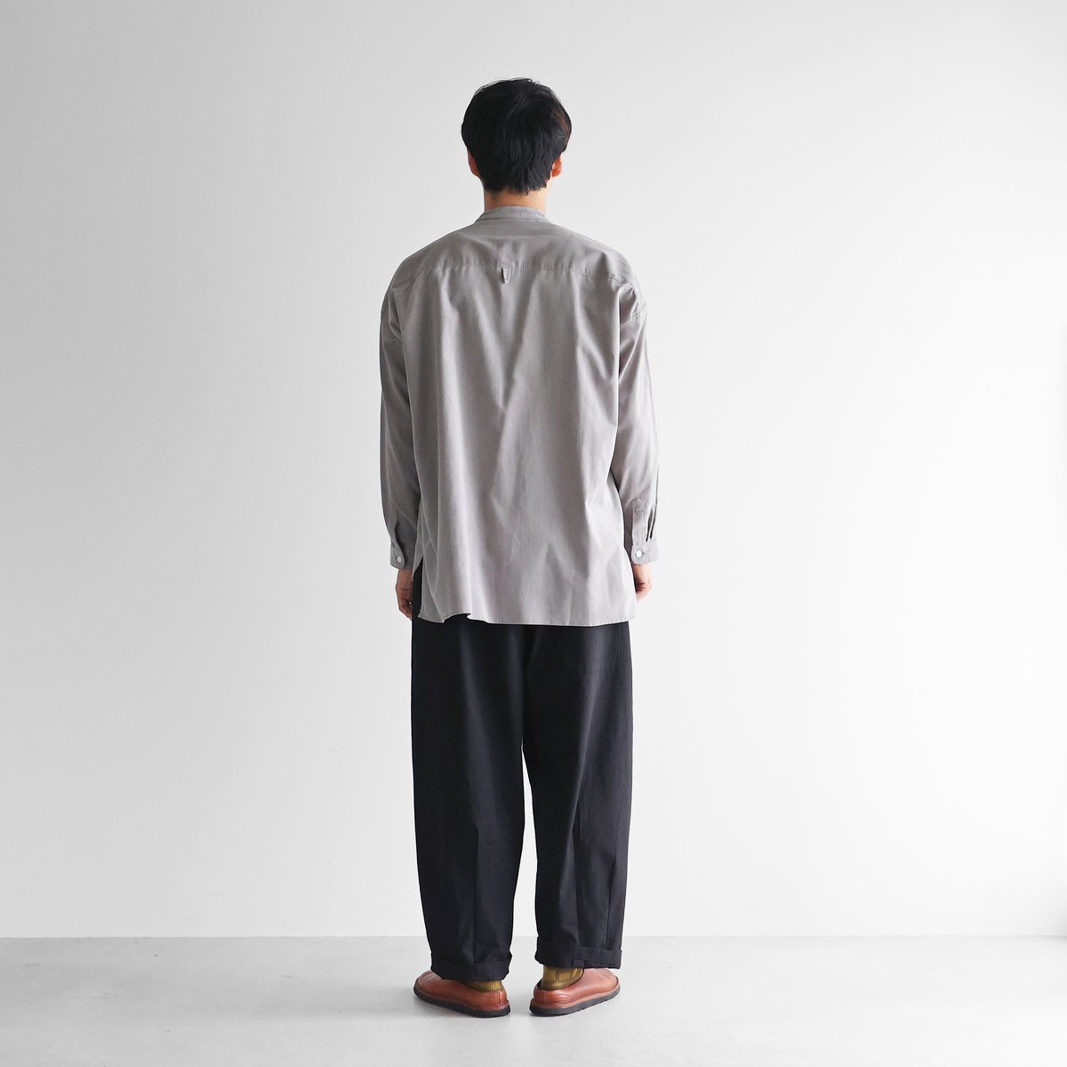 HUIS | みじんコールバンドカラーオーバーシャツ（アッシュグレー