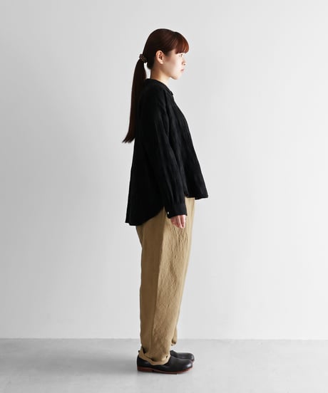 HUIS |バンブーリネンセミワイドパンツ（サンドベージュ）【ユニセックス】512