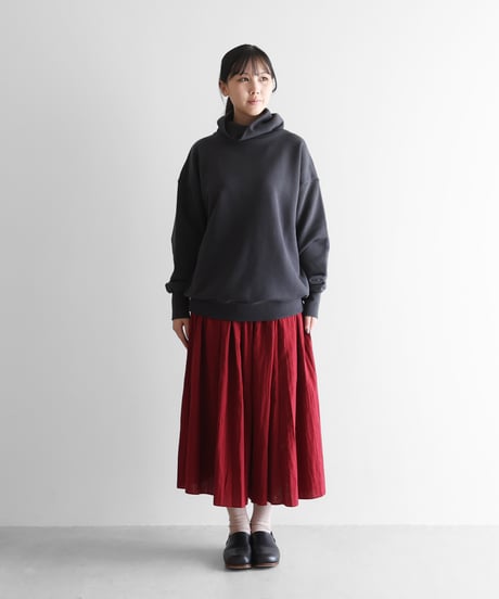 HUIS | ［HUIS in house］SUVINスウェットタートルプルオーバー（ダークグレー）【ユニセックス】SW203