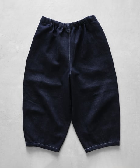HUIS | “HUIS×三備”綿麻シャトルデニムバルーンパンツ（インディゴ）【ユニセックス】506