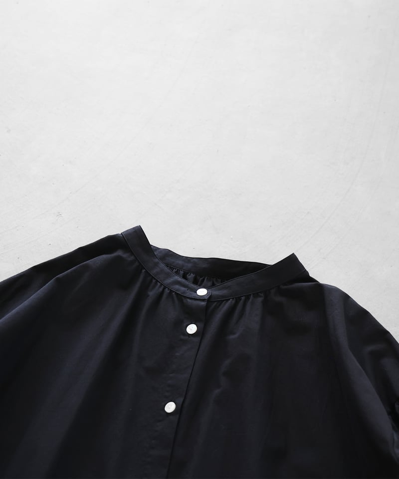 HUIS |フランス綾ギャザーブラウス（ブラック）【レディス】U116 | 絲