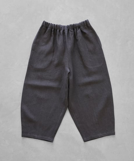 HUIS |オールドレピア天日干しラミーリネンバルーンパンツ（チャコールグレー）【ユニセックス】506