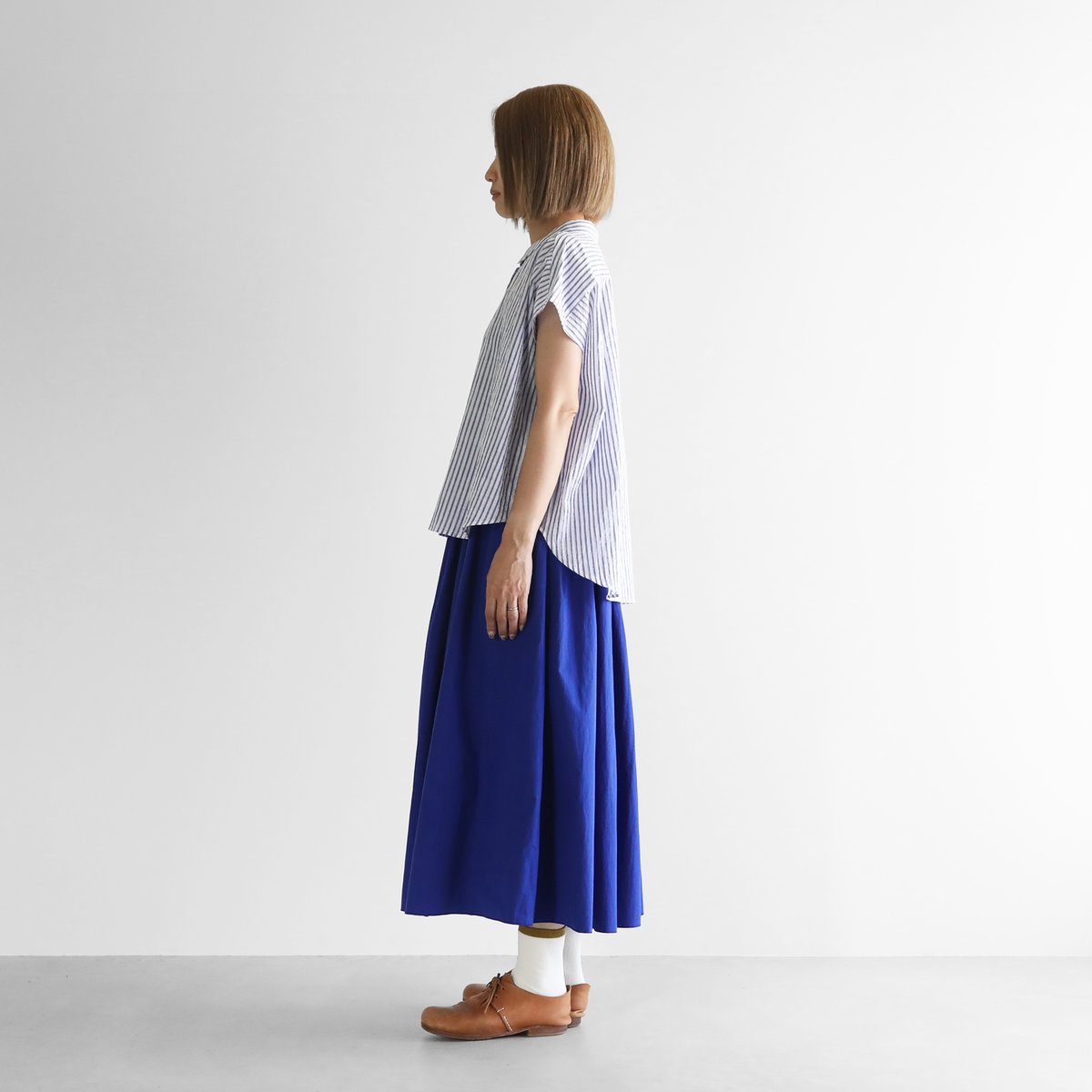 新品 完売 HUIS. 8分袖空羽コードレーンワイドブラウス（ブルーストライプ） 空羽コードレーンワイドブラウス U102をリリースしました