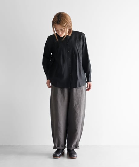 HUIS |オールドレピア天日干しラミーリネンバルーンパンツロング（チャコールグレー）【ユニセックス】506L