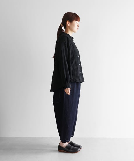 HUIS | “HUIS×三備”綿麻シャトルデニムバルーンパンツ（インディゴ）【ユニセックス】506