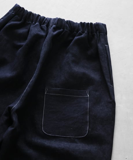HUIS | “HUIS×三備”綿麻シャトルデニムバルーンパンツ（インディゴ）【ユニセックス】506