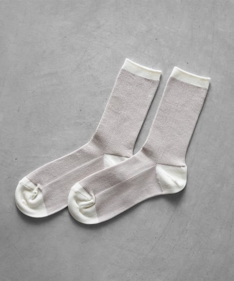 HUIS |［HUISのくつした］SUVIN（エクリュ）【ユニセックス22cm-27cm】