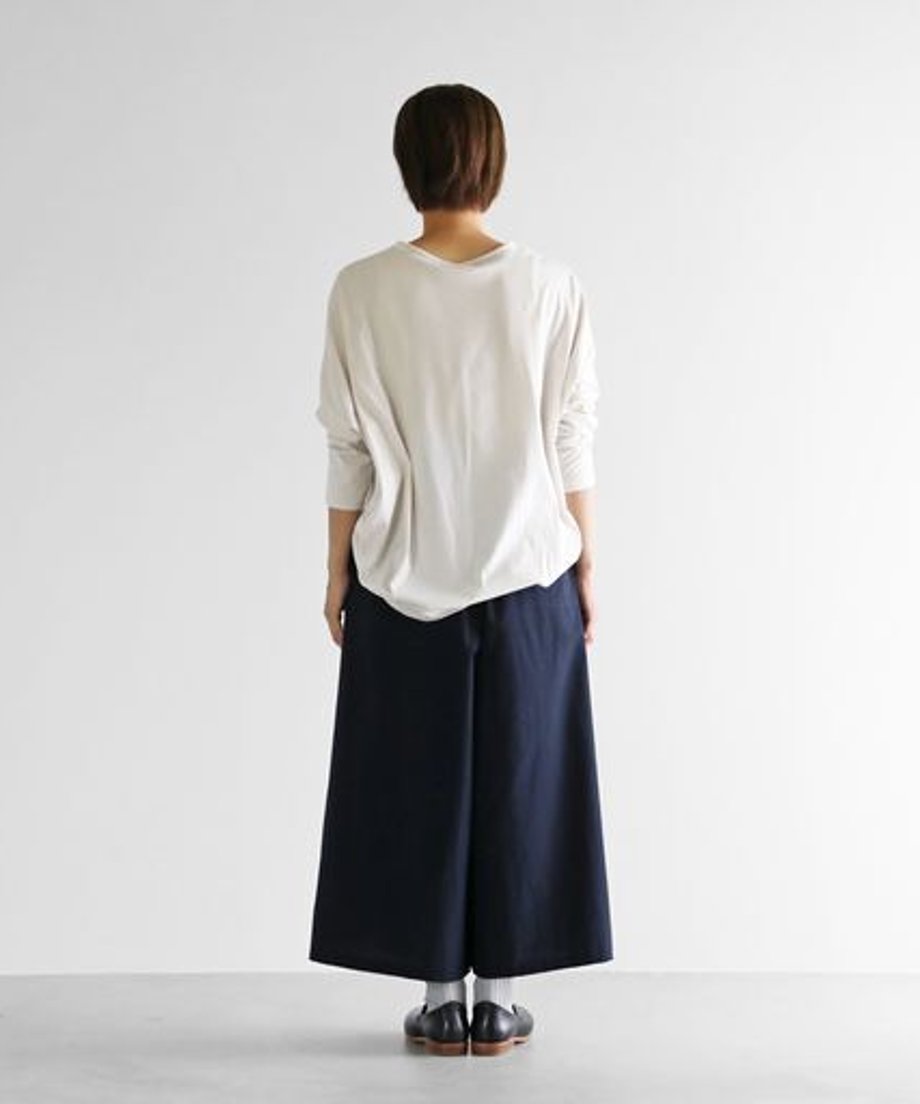 64d049bb8ae1785b1d42fb27