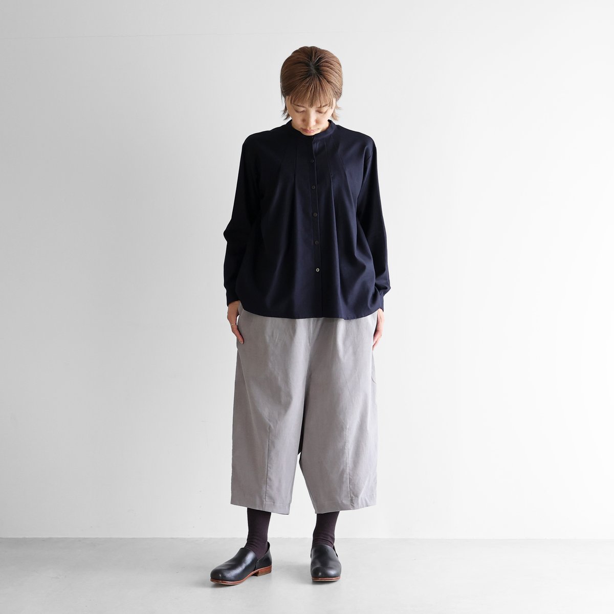 huis 遠州織物 みじんコール サルエルバルーンパンツ コーデュロイ HUIS | みじんコールサルエルバルーンパンツ（アッシュグレー）【ユニ