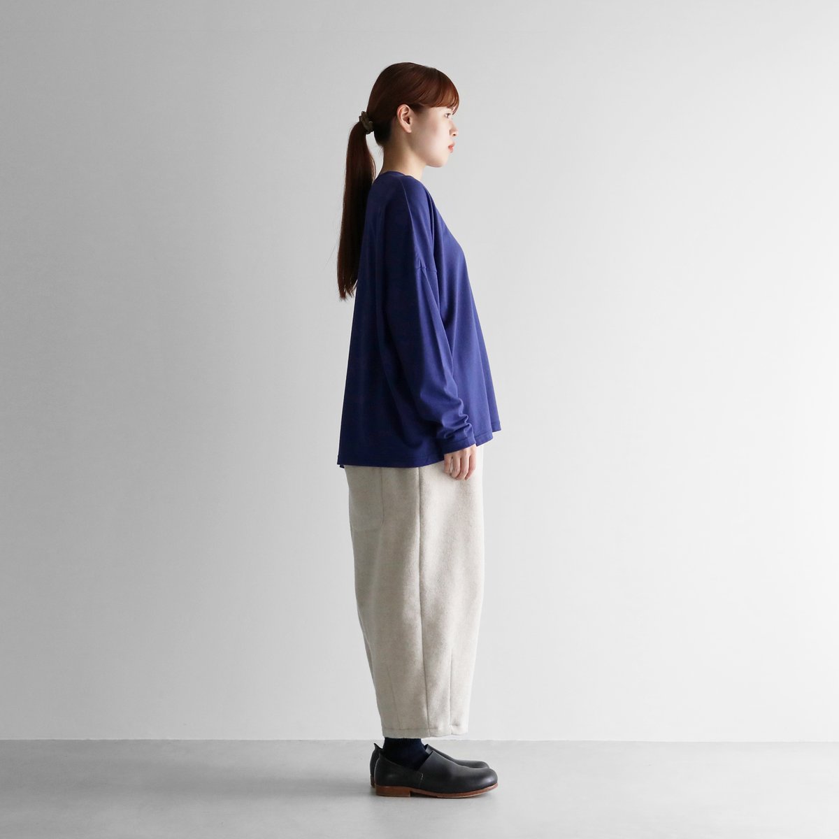 HUIS×尾州”縮絨ウールフランネルバルーンパンツ（グレージュ）【ユニ