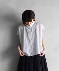 HUIS |コードレーンフレンチスリーブワイドブラウス（トップ糸グレー）【レディス】U103