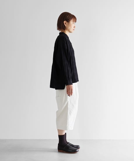 HUIS | シャトルコーデュロイ8分丈パンツ（極太畝・オフホワイト）【ユニセックス】503