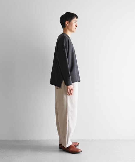 HUIS | ［HUIS in house］SUVINスウェットゆるプルオーバー（ダークグレー）【ユニセックス】SW201