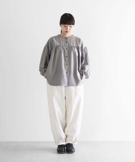HUIS |【暮らしのおへそ一田さん×HUISコラボ】コーデュロイバルーンパンツロング（極太畝・オフホワイト）【ユニセックス】IH506L