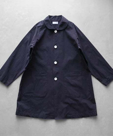 HUIS |【暮らしのおへそ一田さん×HUISコラボ】おへそステンカラーコート （ダークネイビー）【ユニセックス】316