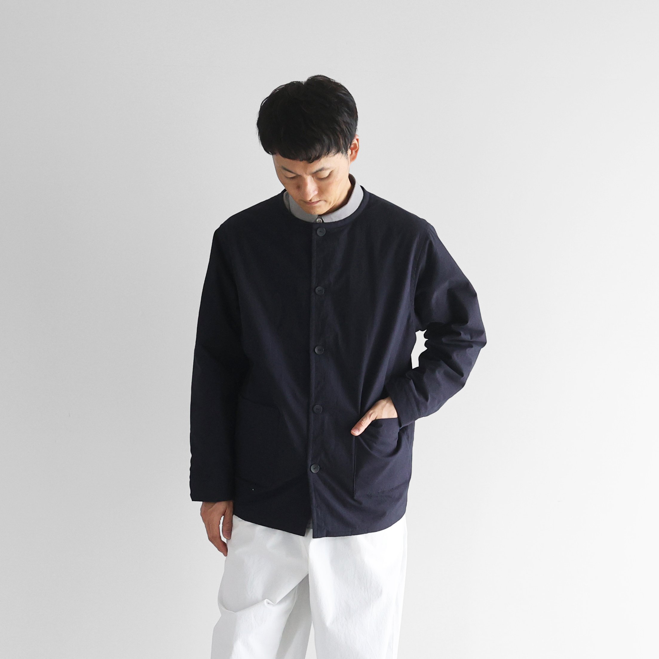 HUIS | “HUIS×尾州”縮絨ウールフランネルノーカラーショートコート