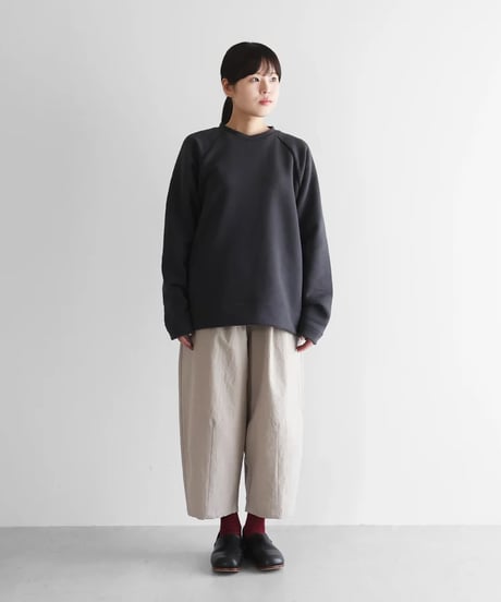 HUIS | ［HUIS in house］SUVINプレーンプルオーバー（ダークグレー）【ユニセックス】SW204
