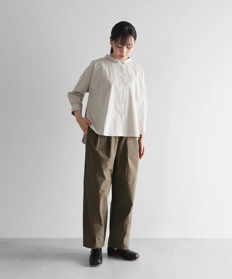 HUIS | バフクロスワイドパンツ（オリーブドラブ）【ユニセックス】504