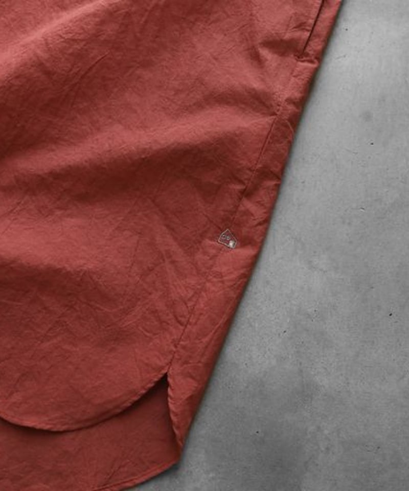 美品 遠州織物 HUIS 004 やわらかコットンロングシャツ スカーレット やわらかコットン／ロングシャツ 004／白（ユニセックス）／HUIS