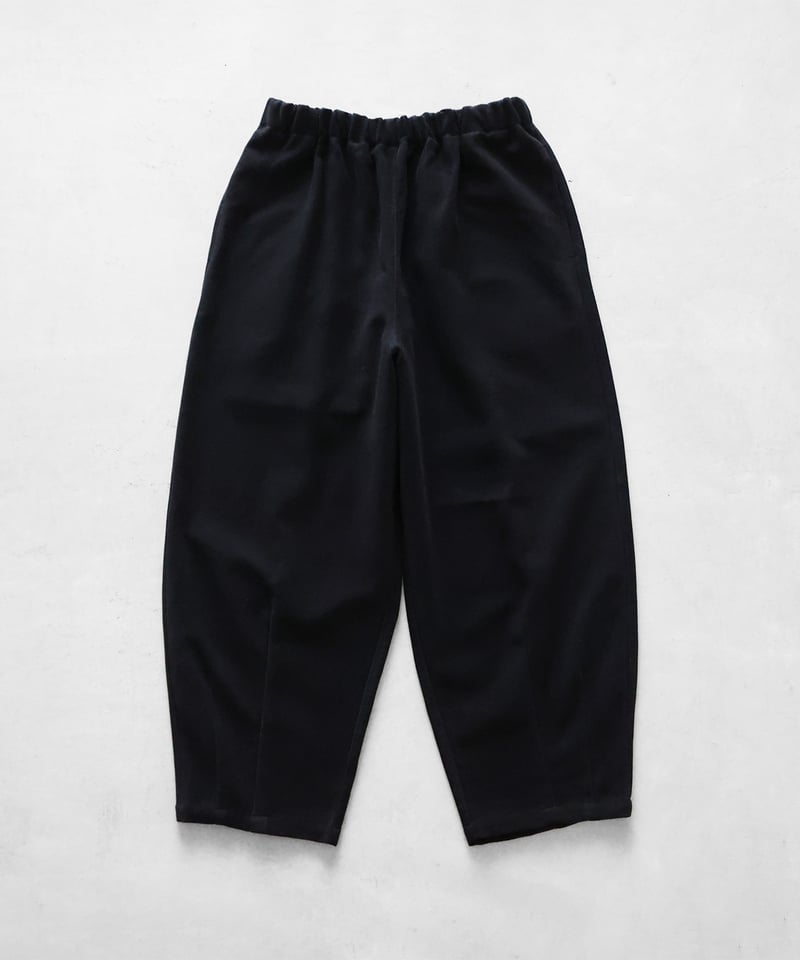 【萠】バルーンパンツ♡新品 HUIS | 厚手モールスキンバルーンパンツロング（ブラック）【ユニ