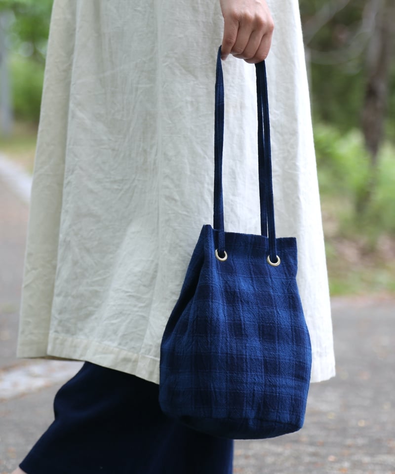 絲佳 | 藍染 丸きんちゃくバッグ(藍染格子柄) | 絲佳 online store 絲佳 | 藍染 丸きんちゃくバッグ(藍染格子柄) | 絲佳 online store
