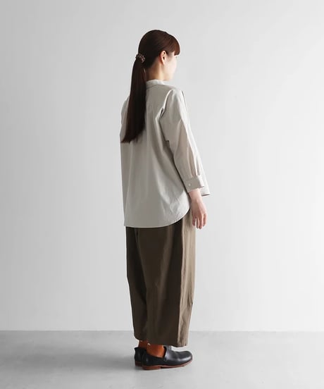HUIS |バフクロスバルーンパンツ（オリーブドラブ）【ユニセックス】506