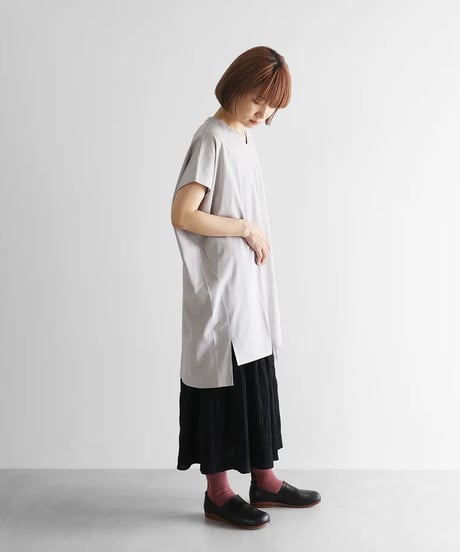 HUIS |［HUIS in house］綿麻天竺半袖Vネックワンピース（シルバーグレー）【レディス】CS303