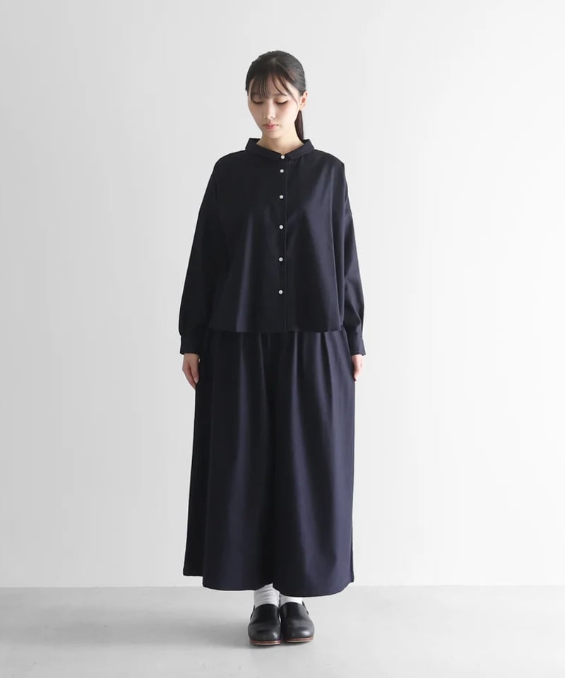 HUIS |フランス綾ワイドブラウス（ダークネイビー）【レディス】U102