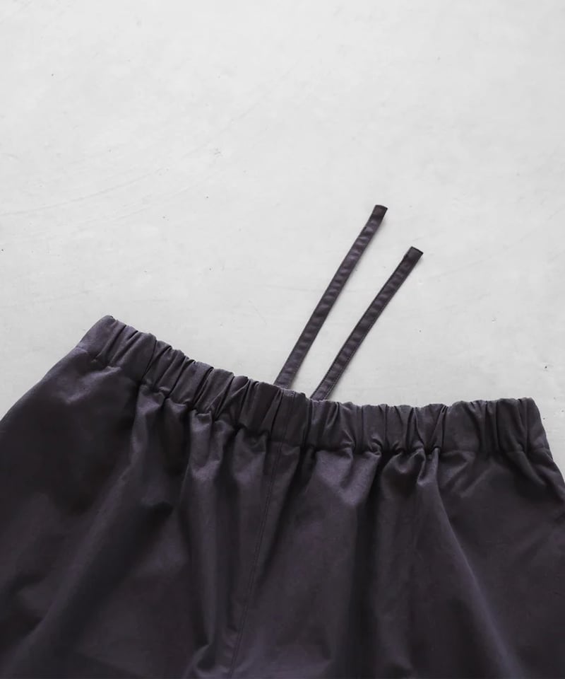 HUIS |パラシュートクロスバルーンパンツロング（ダークグレー）【ユニ