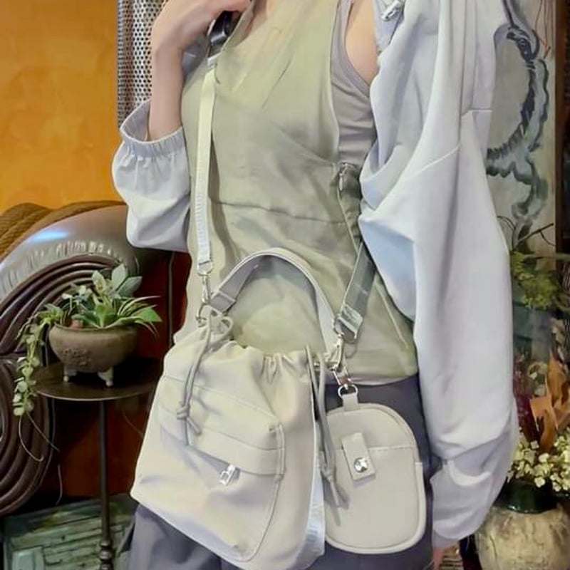 andRoma】巾着ポシェットショルダーバッグ グレー | andRoma attire （