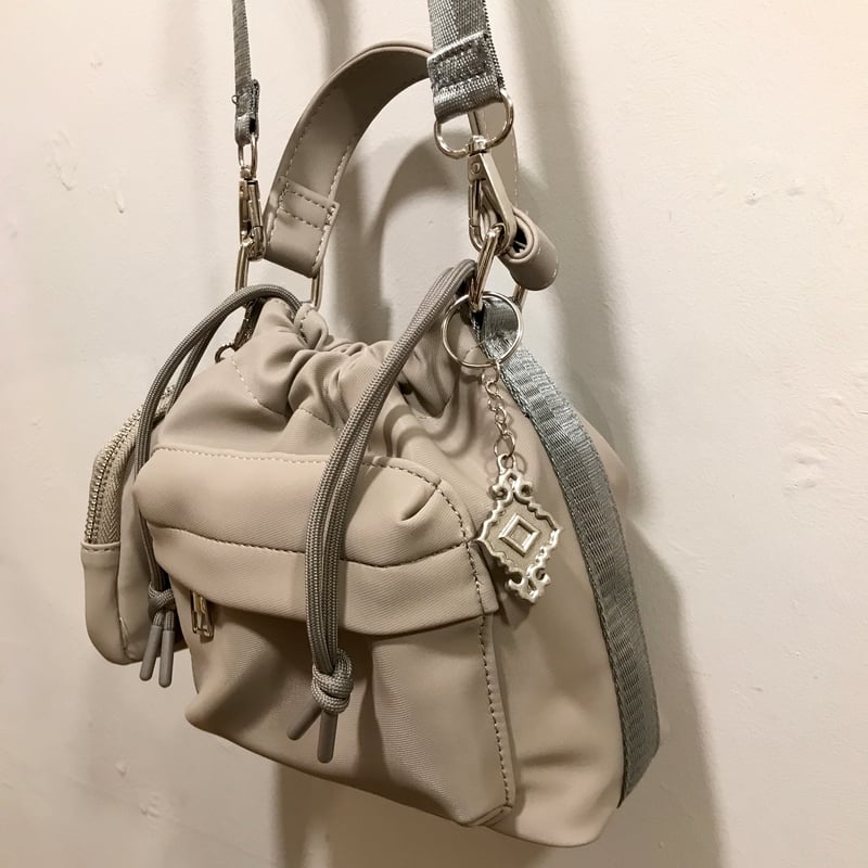 andRoma】巾着ポシェットショルダーバッグ グレー | andRoma attire （