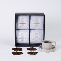 【全国準優勝の焙煎士が贈る"コーヒー豆 ギフト 100g × 4種"】送料無料