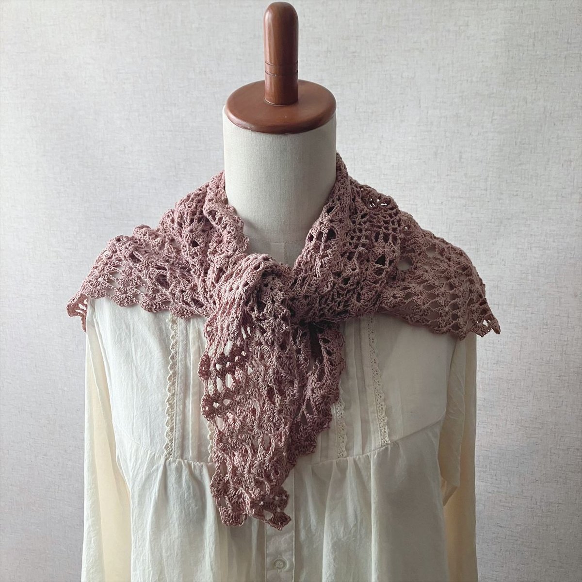 ダウンロード版編み図】パイナップル模様の台形ストール