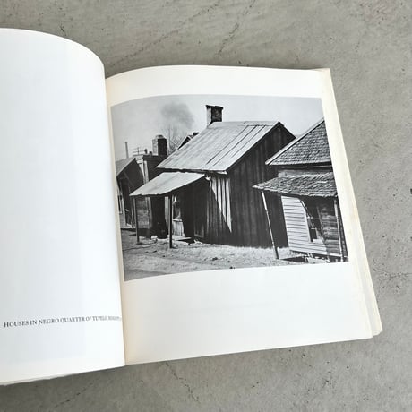 American Photographs / Walker Evans