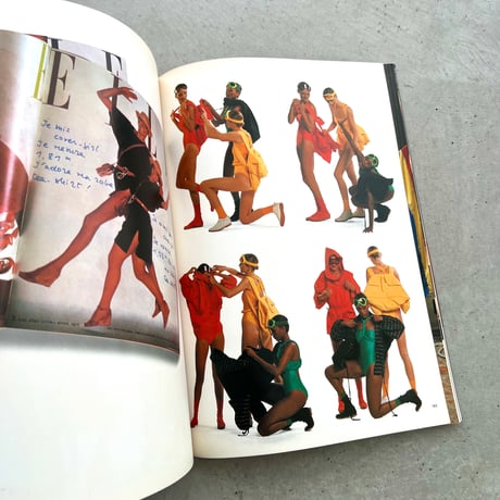 ISSEY MIYAKE　East Meets West　三宅一生の発想と展開