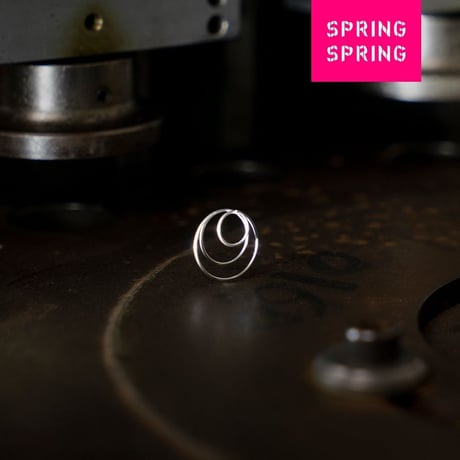 SPRING SPRING｜SPRING WEAR ripple（イヤリング）SILVER