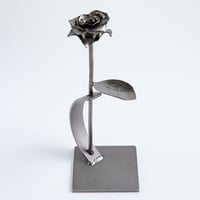 てんぐの小太鼓｜アイアン・ローズ「鈍色月花」