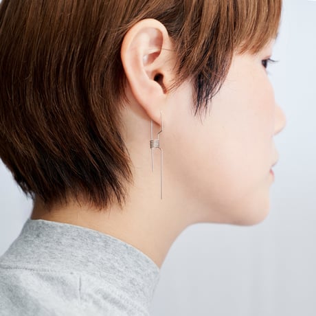 SPRING SPRING｜SPRING WEAR lock（ピアス）SILVER