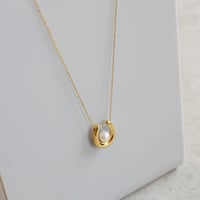LS Pearl｜アコヤ真珠の馬蹄デザインネックレス （ゴールド）