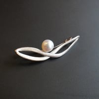 LS Pearl｜南洋真珠（白蝶）の大粒ブローチ