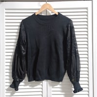 袖シフォン＆レースのニット ブラック