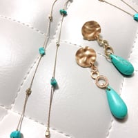 ターコイズのロングネックレス