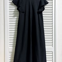 ラッフルスリーブのシンプルワンピース   ブラック
